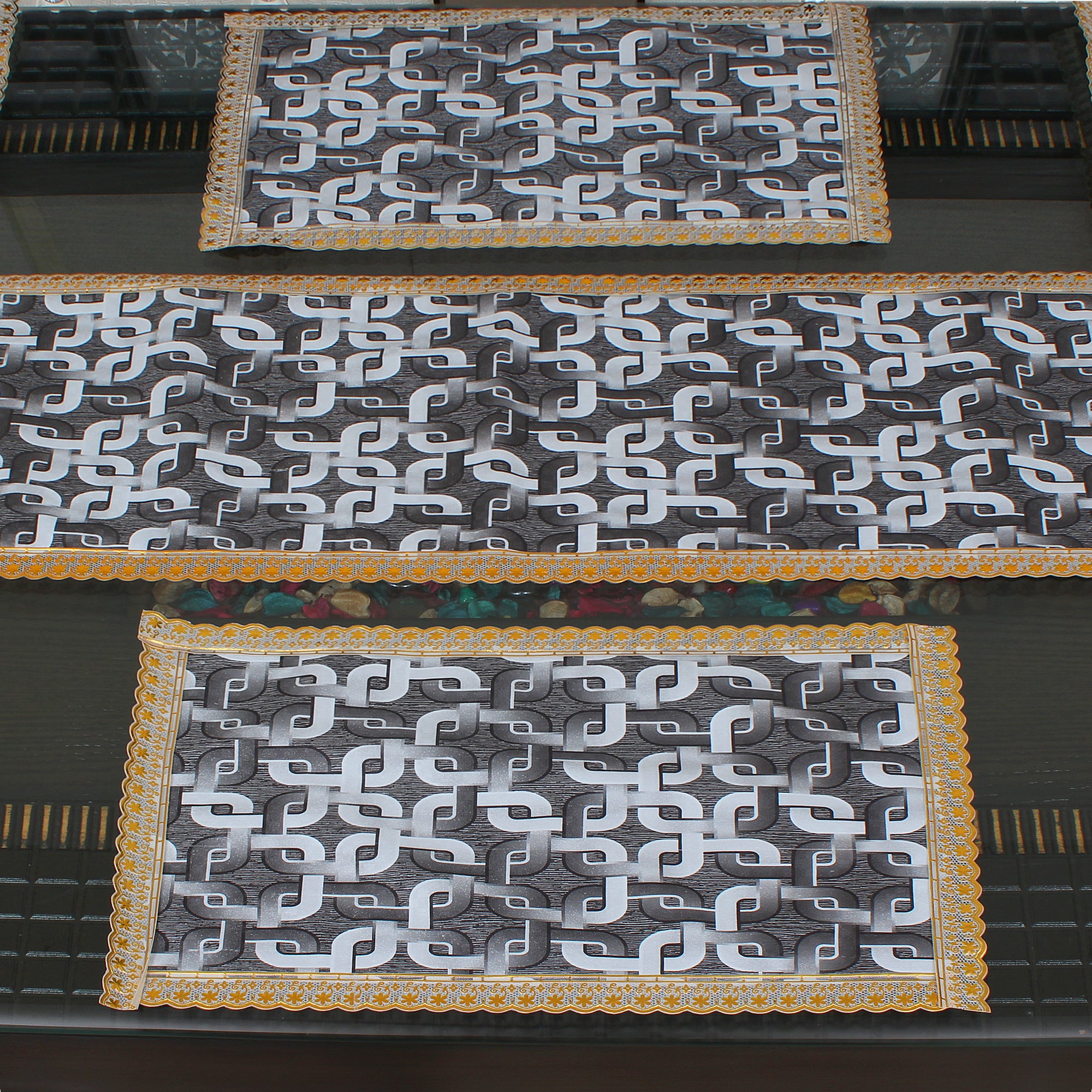 Waterproof & Dustproof Dining Table Runner With 6 Placemats, SA38 - Dream Care Furnishings Private Limited
