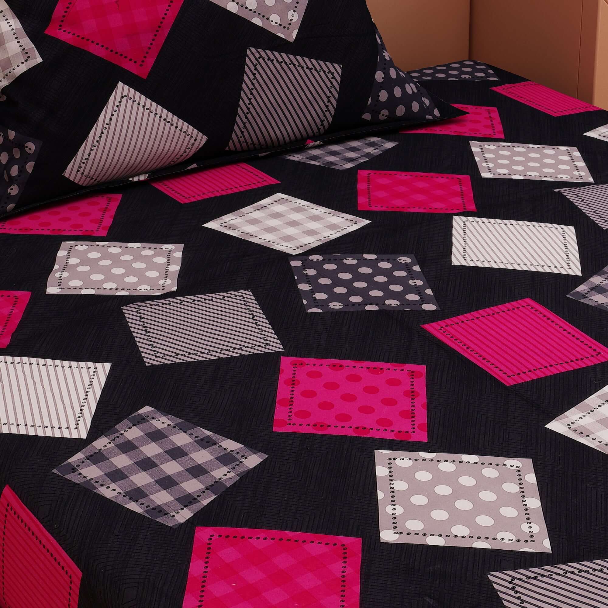 Funky Print Black 120 TC 100% Pure Cotton Bedsheet - Dream Care Furnishings Private Limited